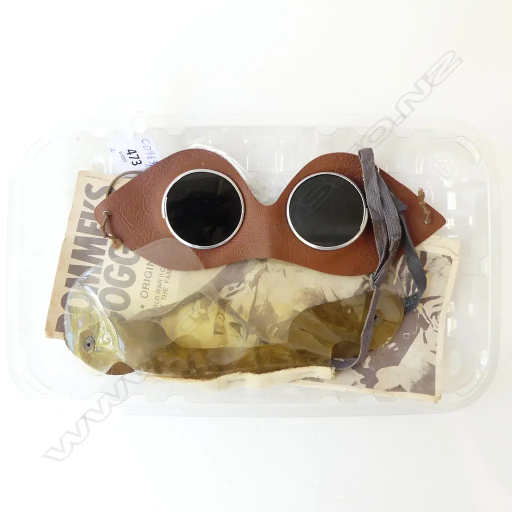VINTAGE WWII REPLICA ROMMEL’S GOGGLES & VINTAGE GOOGLES INCL. PAMPHLET  Image 1++
