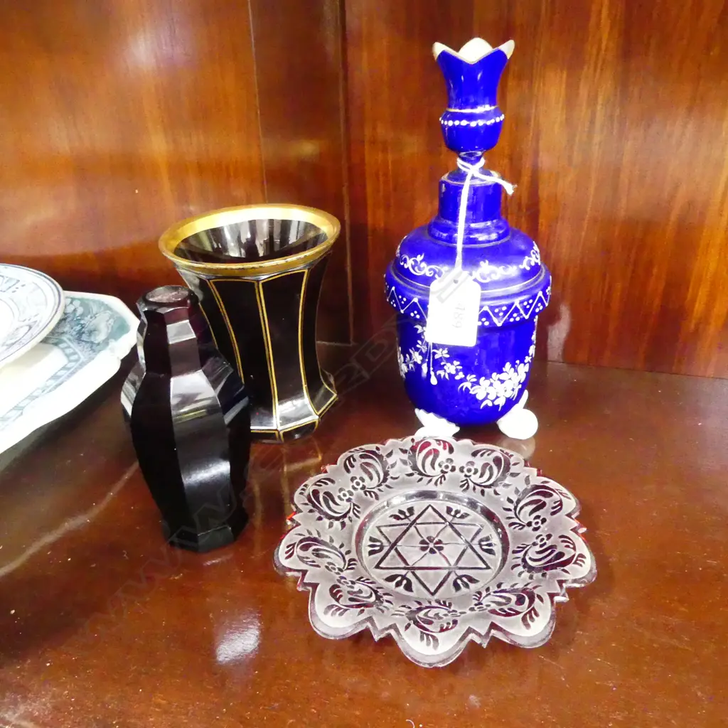 4 PCES ANTIQUE GLASS Image 1++
