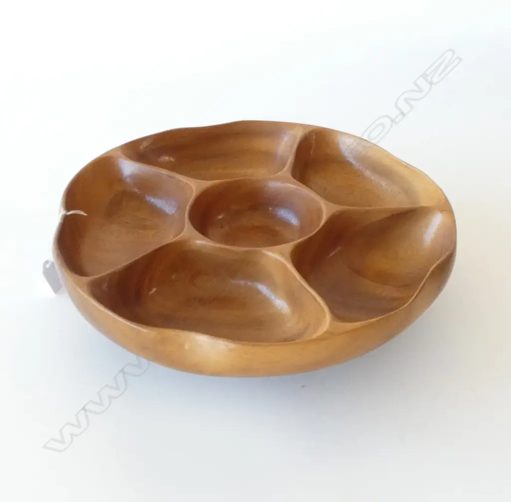 RETRO CARVED WOOD SECTIONAL LAZY SUSAN DIA 390MM Image 1++