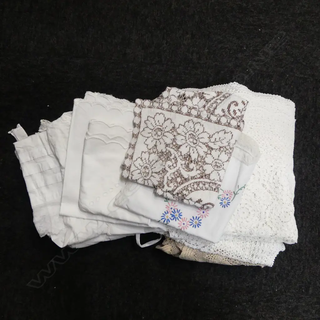 COLLECTION of OLD LINEN & 2 COTTON BABY GOWNS Image 1++