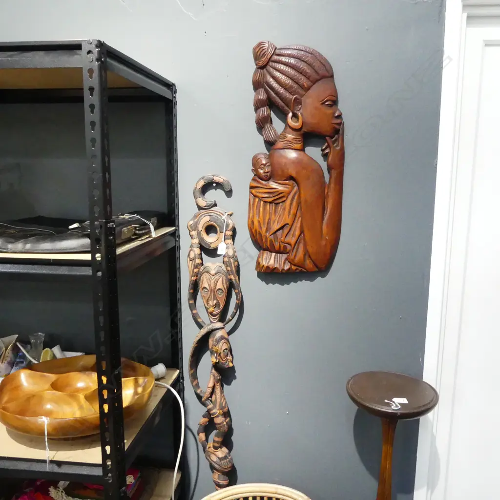 2 CARVED WOODEN TRIBAL PCES H.1020mm Image 1++