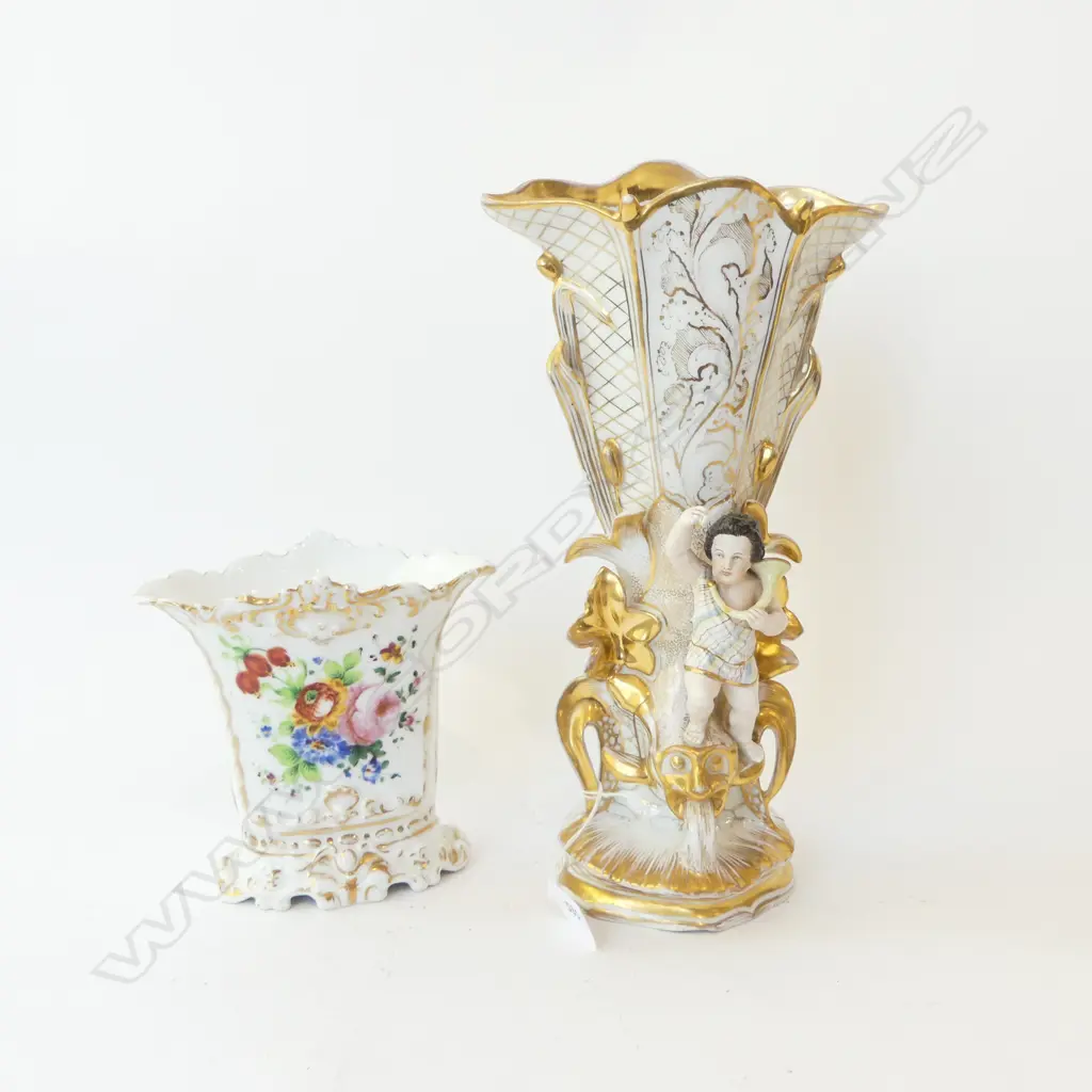 2 ORNATE VASES H.350mm fingers AF Image 1++