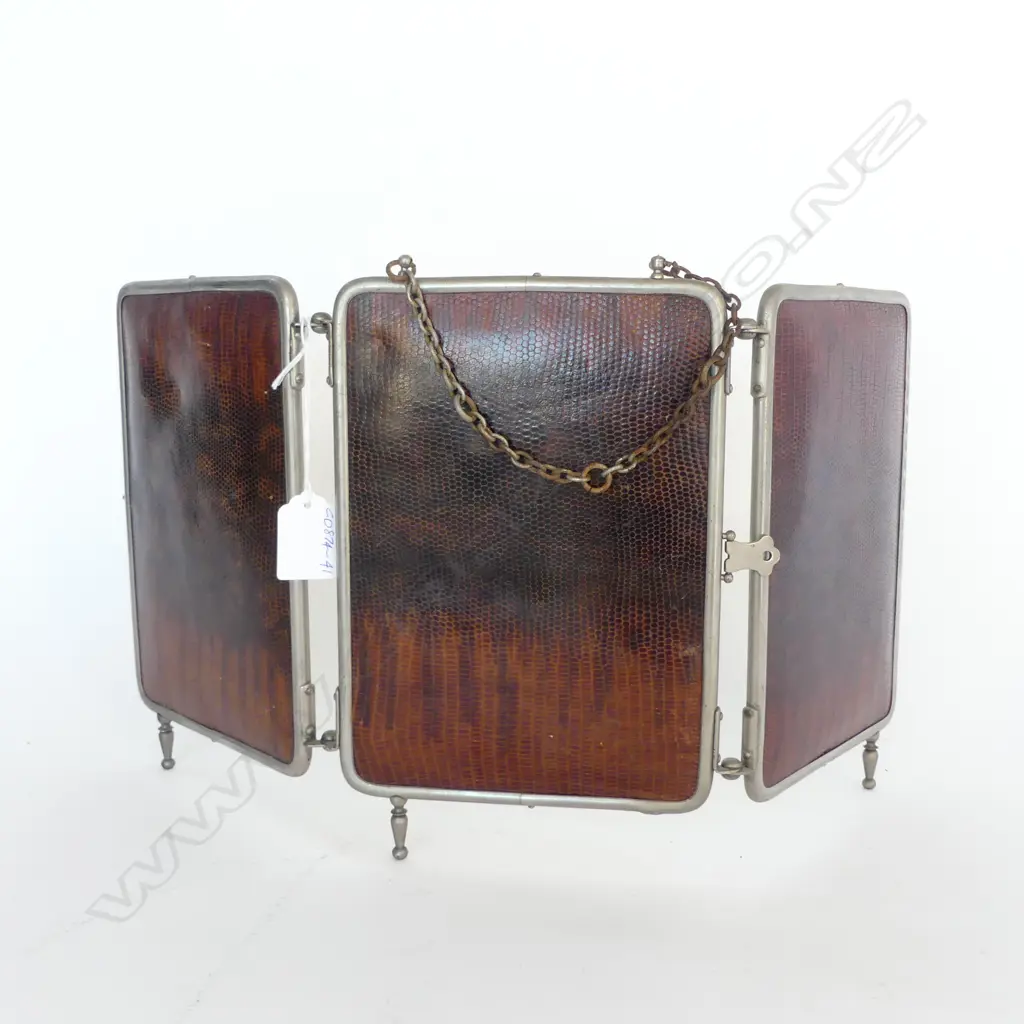 VINTAGE PORTABLE FOLDING MIRROR, CHROME & LEATHER (sml crack to cnr one mirror) Image 1++