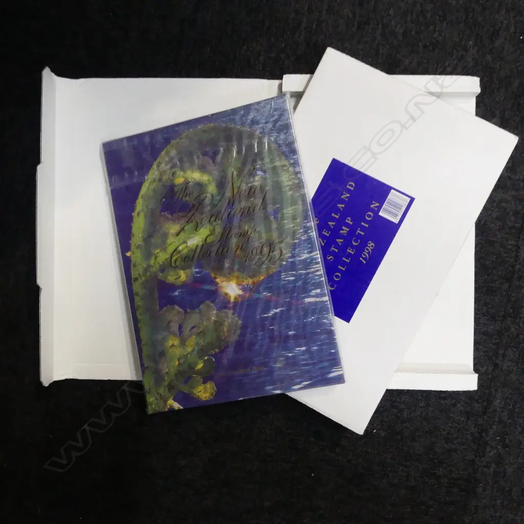 2 NZ STAMP COLLECTIONS; 1995 & 1998 Image 1++
