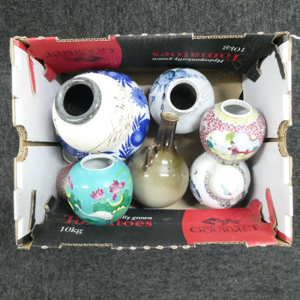 ORIENTAL VASES Image 1++