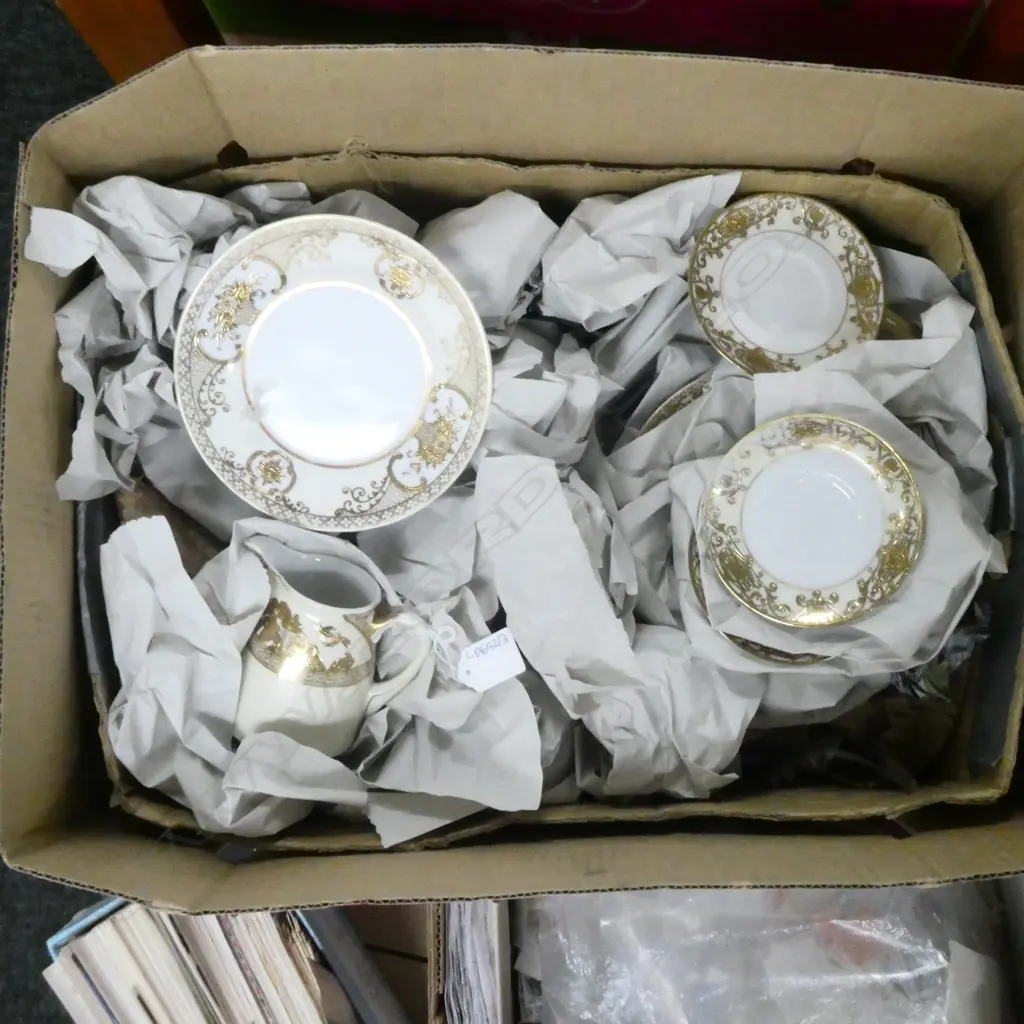 VINTAGE NORITAKE PART DINNER SET, 2 PATTERNS Image 1++
