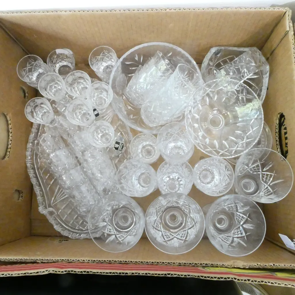 COLLECTION OF CRYSTAL GLASSES BOWL BASKET TRAY ETC Image 1++