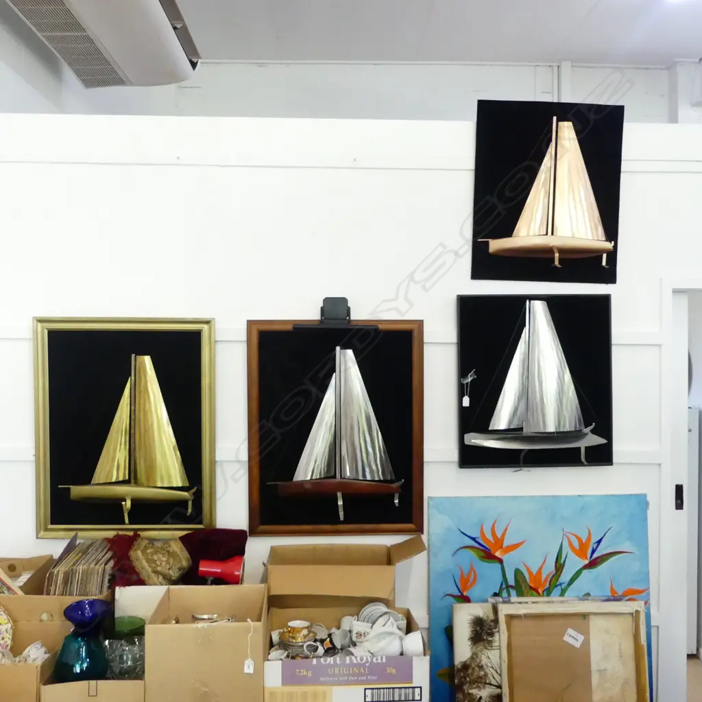 4 METAL HALF SAIL BOATS, FRAMED Image 1++