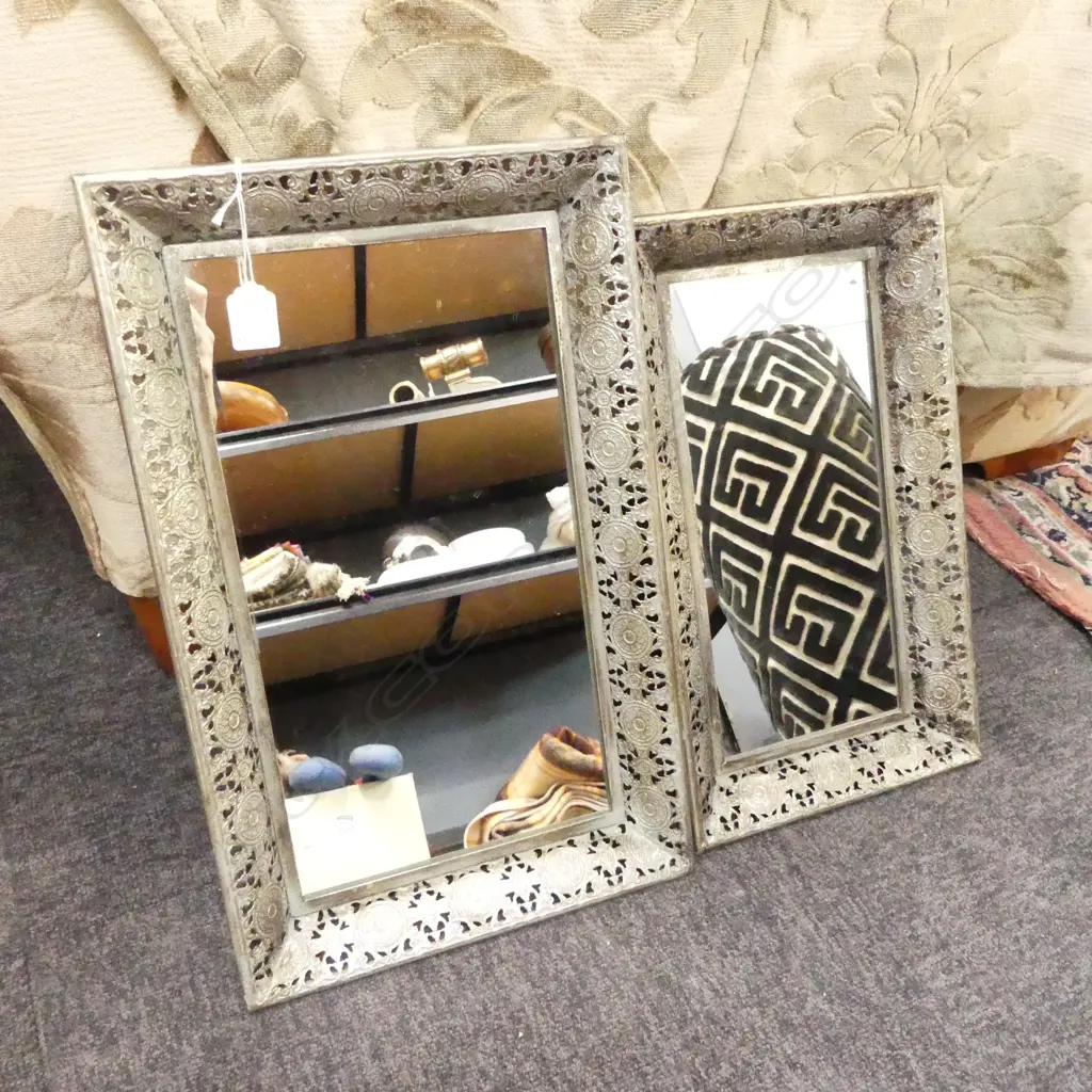 2 MIRRORS w. SILVER METAL FRAME 475x300mm Image 1++