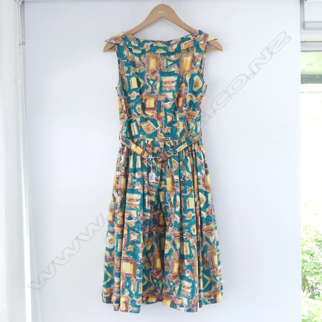 3 VINTAGE 1950s/60s DRESSES; GREEN SATIN, PRINTED COTTON 'SOUTH PACIFIC NZ', BLUE 'STRAVEN GOWN' CHCH ALL SMALL SIZES Image 1++