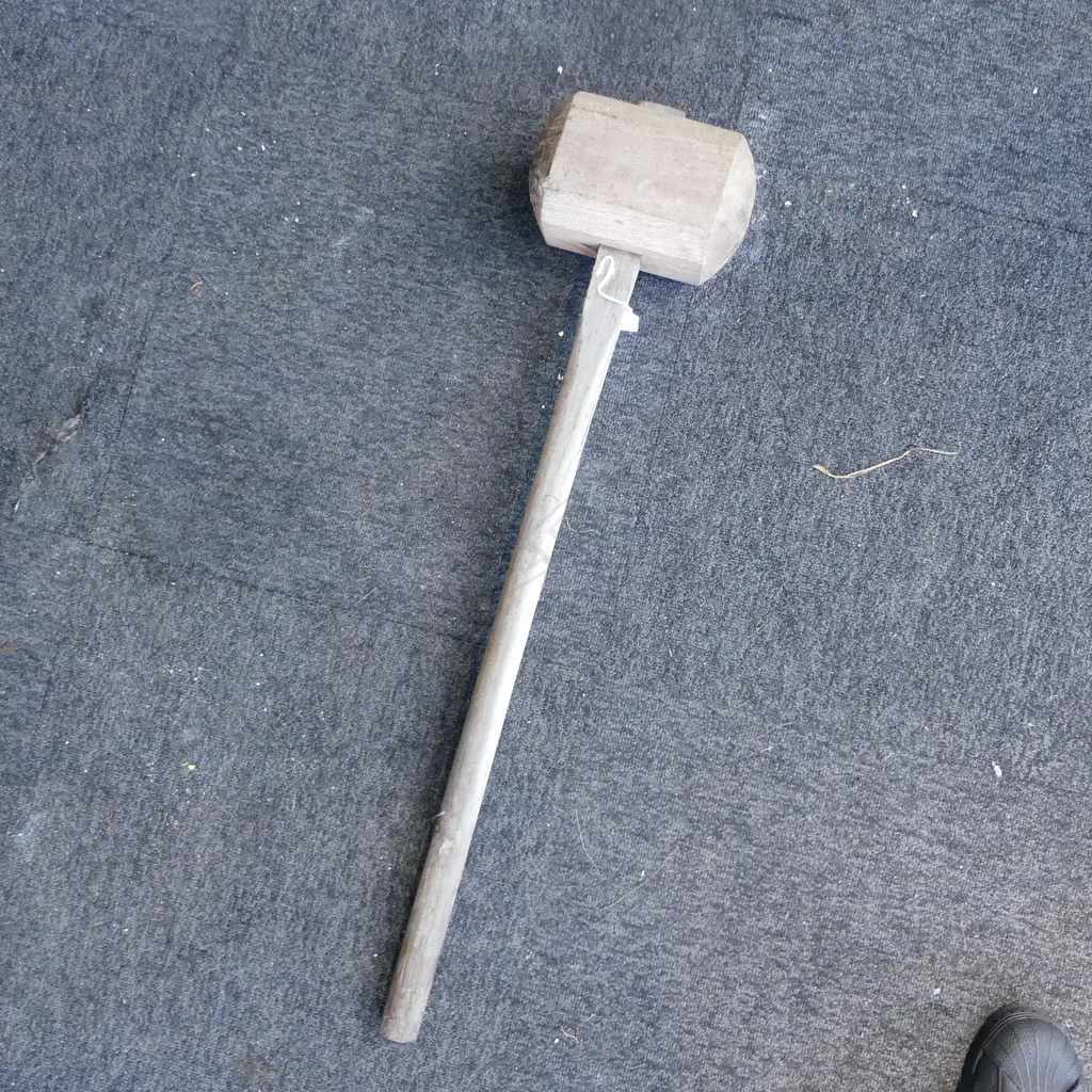 Keyaki wood stake mallet L.850mm Image 1++