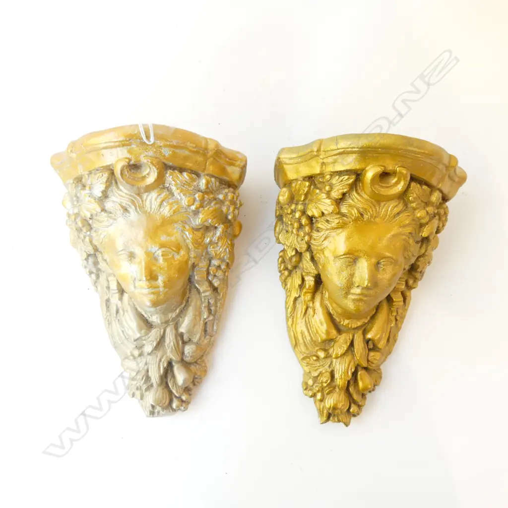 PR GOLD PAINTED CONCRETE WALL BRACKETS H.250mm  1 repaired Image 1++
