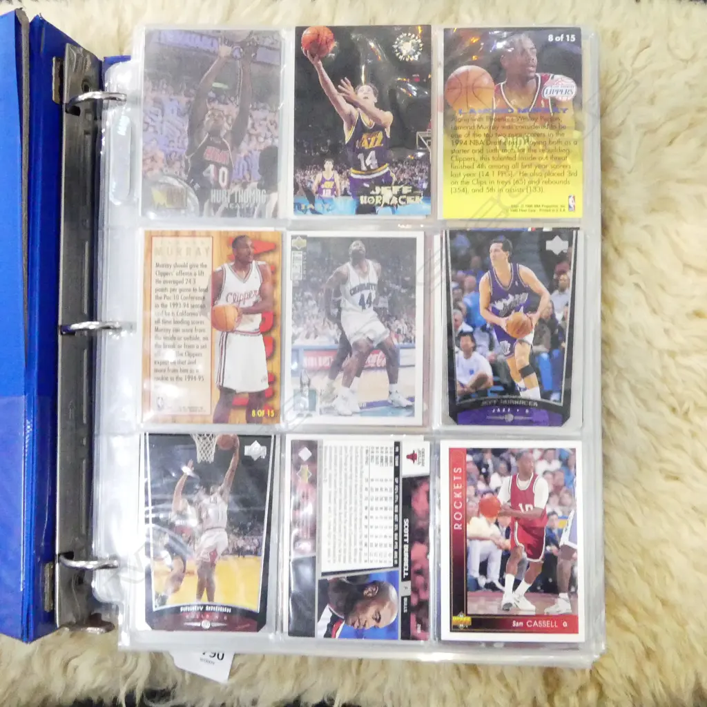 FOLDER OF AMERICAN BASKETBALL CARDS Image 1++