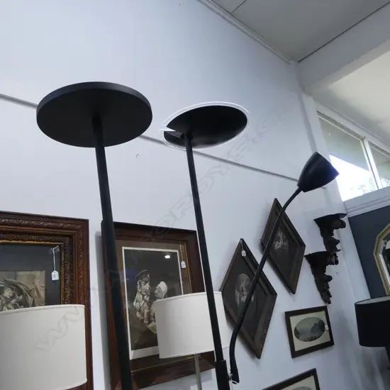 2 MODERN FLOOR LAMPS H.1800mm