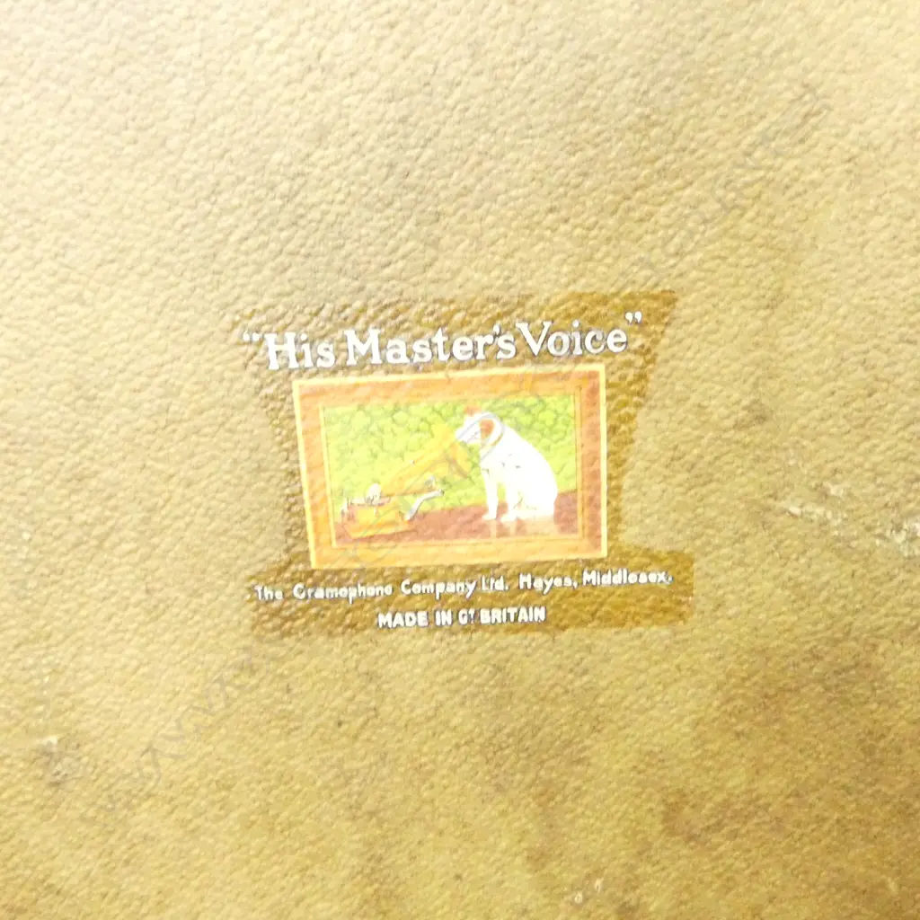 CASED GRAMOPHONE 'HIS MASTERS VOICE'  Image 1++