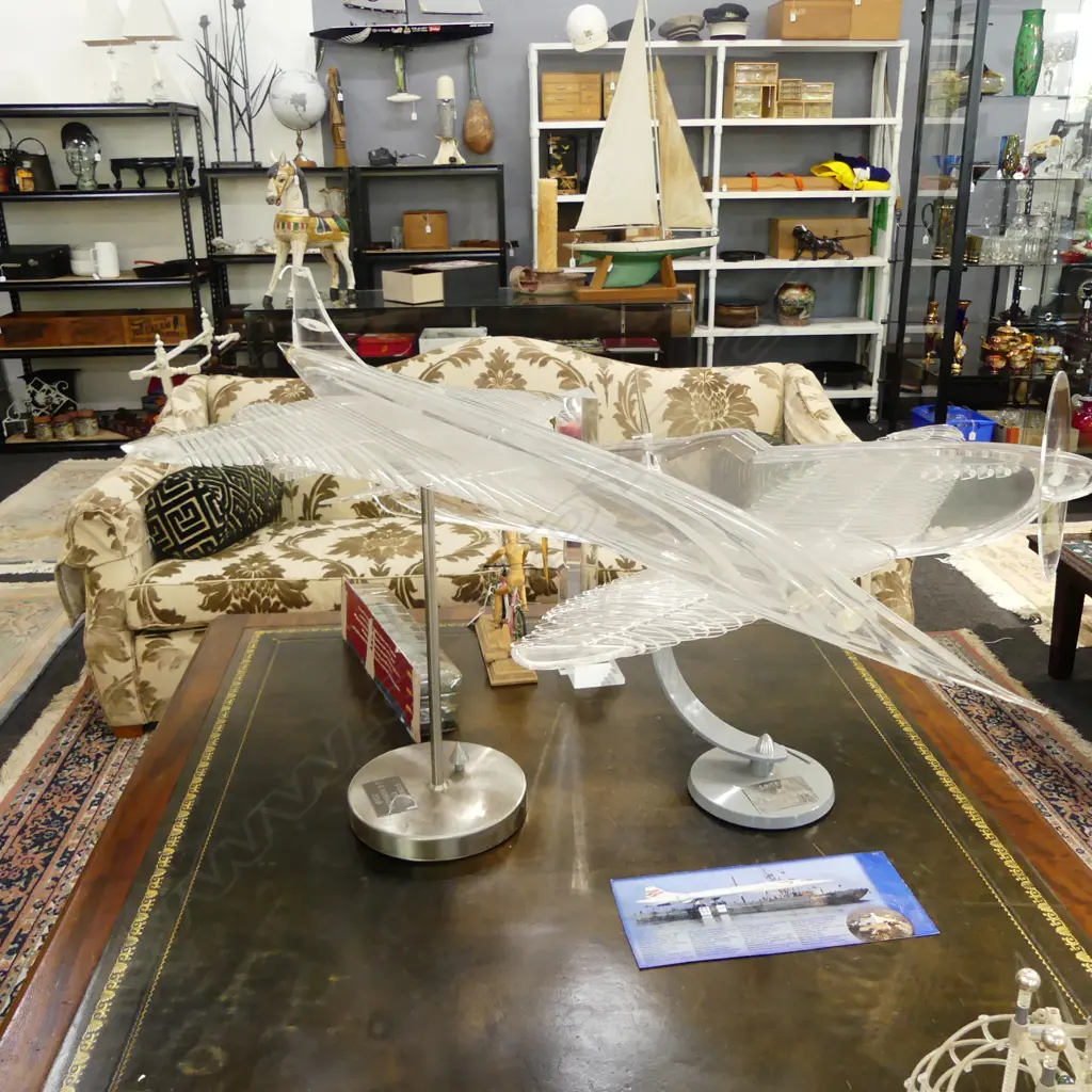 CLEAR ACRYLIC CONCORD MODEL ON STAND BY J G BORROWS 2010 L.1450mm Image 1++
