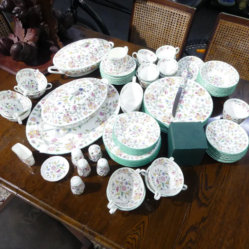 MINTON HADDON HALL DINNER SET Image 1++