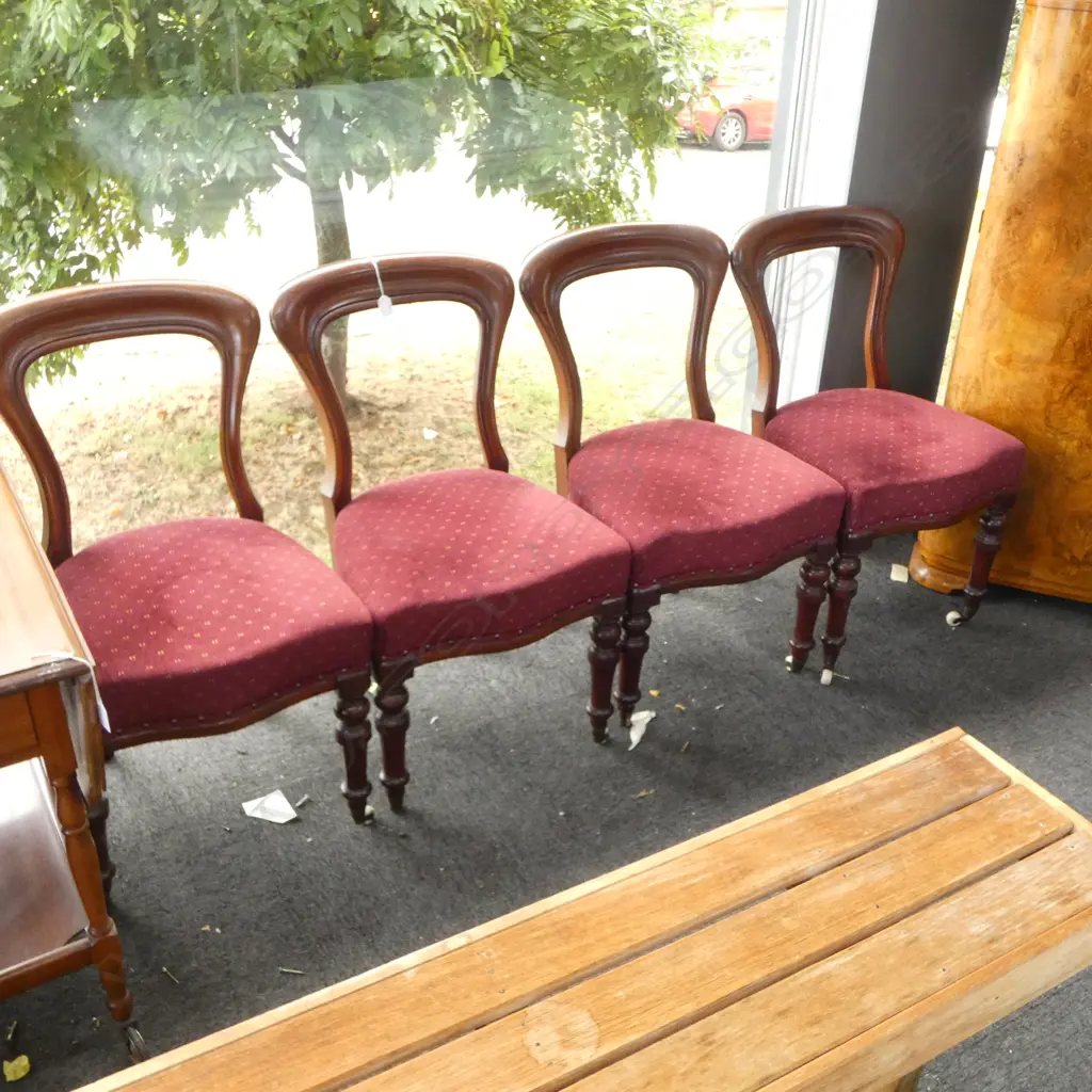 4 VICTORIAN MAHOGANY BALLOON BACK DINING CHAIRS Image 1++
