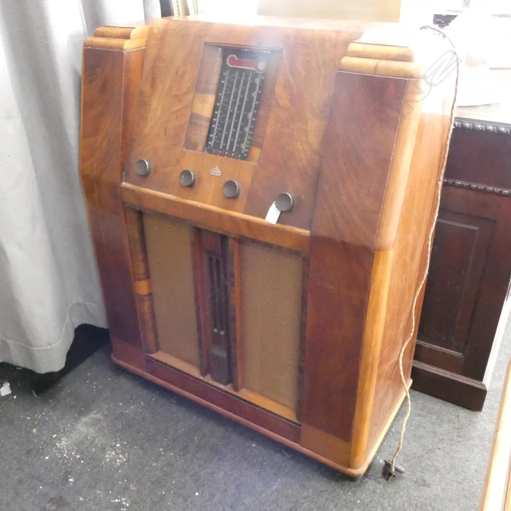 DECO 'REGENT' RADIO UNIT 780x360x930mm Image 1++
