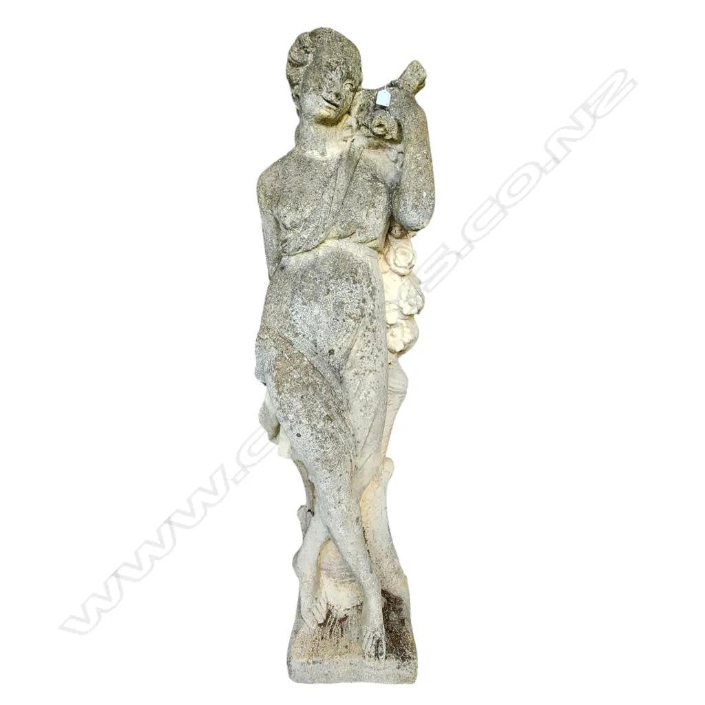 WEATHERED CONCRETE GARDEN STATUE H.1400mm Image 1++