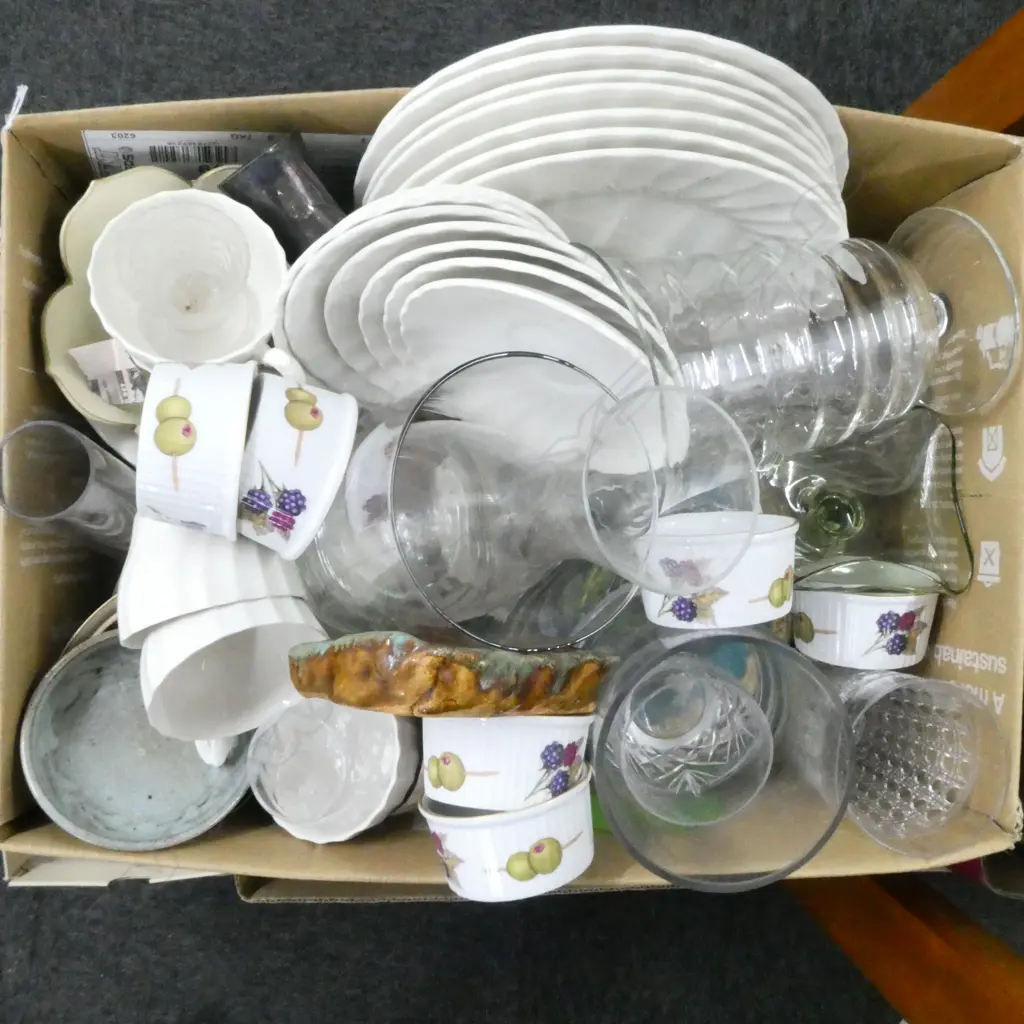 ASST. CHINA INCL. 6 ROYAL WORCESTER EVESHAM RAMEKINS Image 1++