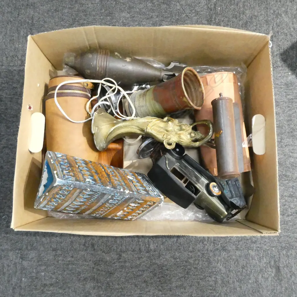 ASST. POTTERY, BOMB, LAMP ETC Image 1++