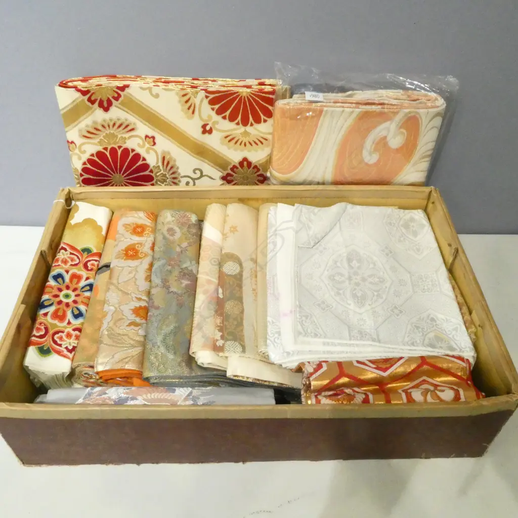 LARGE COLLECTION OF JAPANESE OBI SASHES  Image 1++