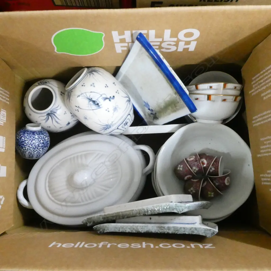 ASST. ORIENTAL CERAMICS Image 1++