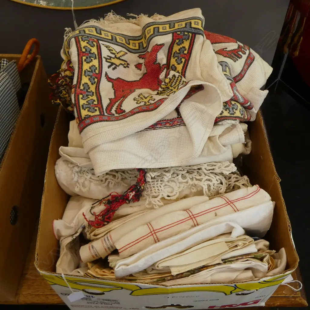 VINTAGE LINENS Image 1++