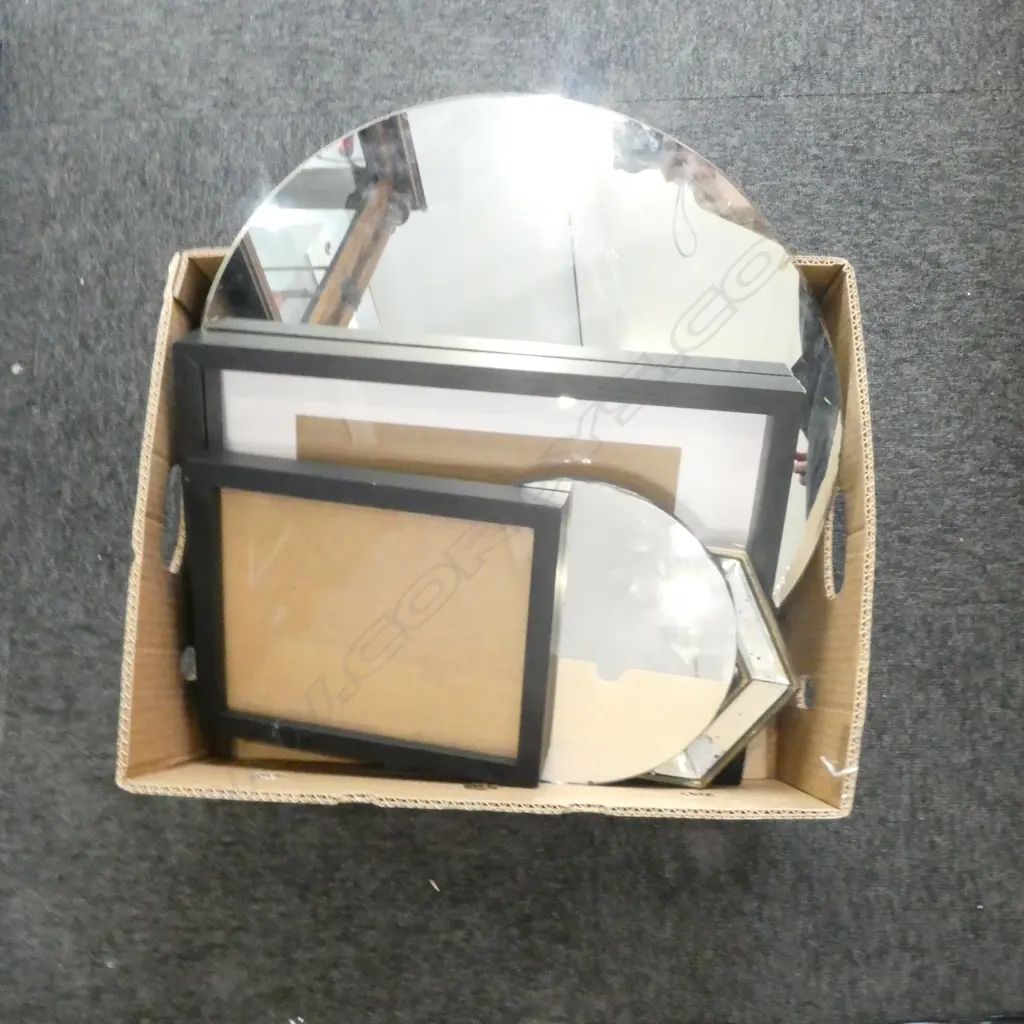 BOX LOT: MIRRORS AND FRAMES AF Image 1++