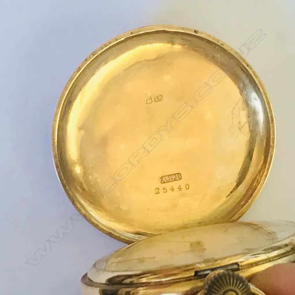 18ct gold hunter Waltham pocket watch Image 1++