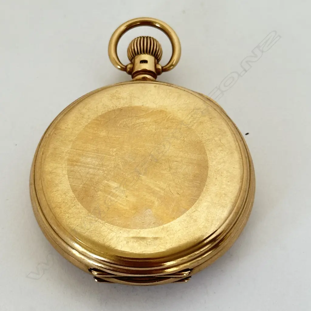 9ct gold open face pocket watch by American Waltham Watch Co., Waltham, USA, number 23734864, Image 1++