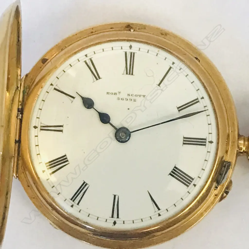 Lady’s 18ct gold half hunter pocket watch Robert Scott Glasgow, number 56992, Image 1++
