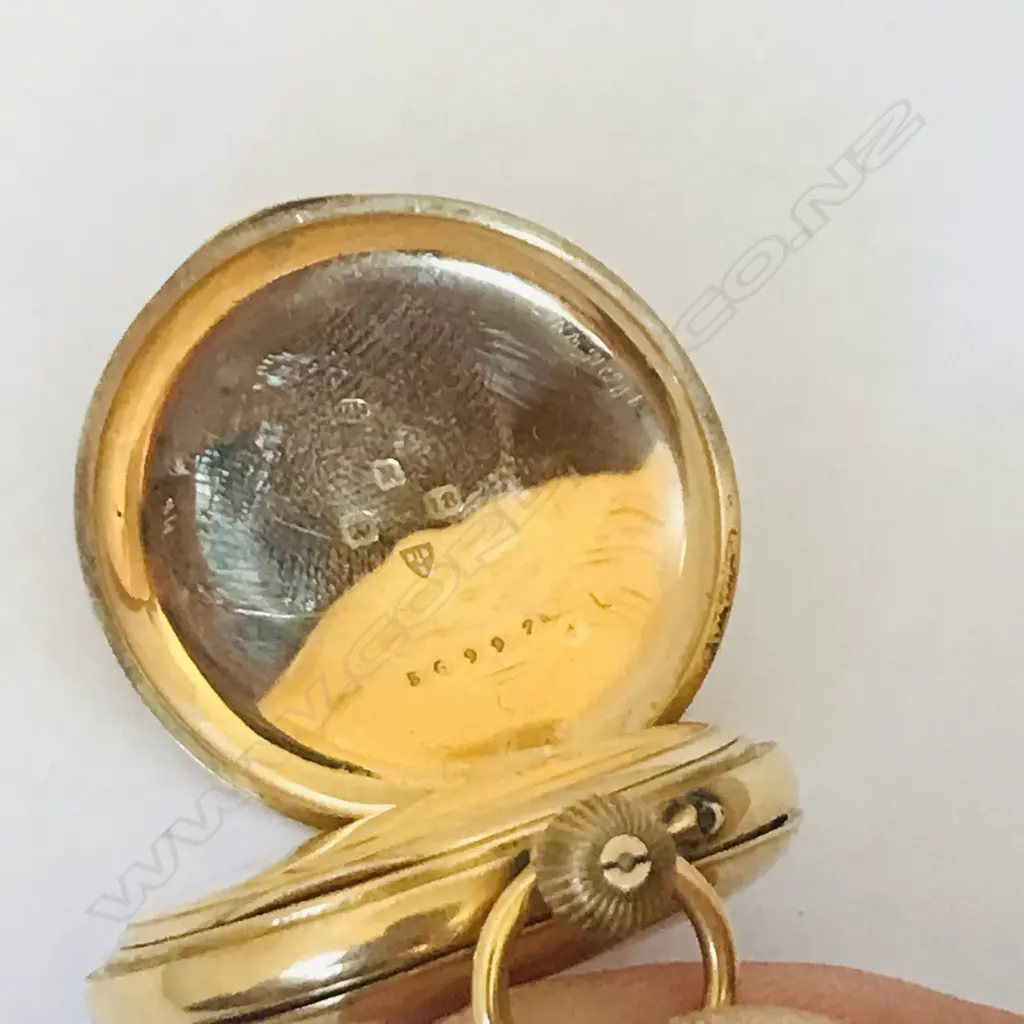 Lady’s 18ct gold half hunter pocket watch Robert Scott Glasgow, number 56992, Image 1++
