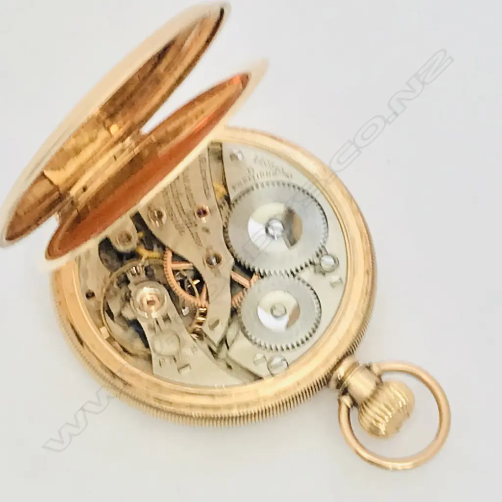 9ct open face pocket watch, Waltham, c.1900, Image 1++