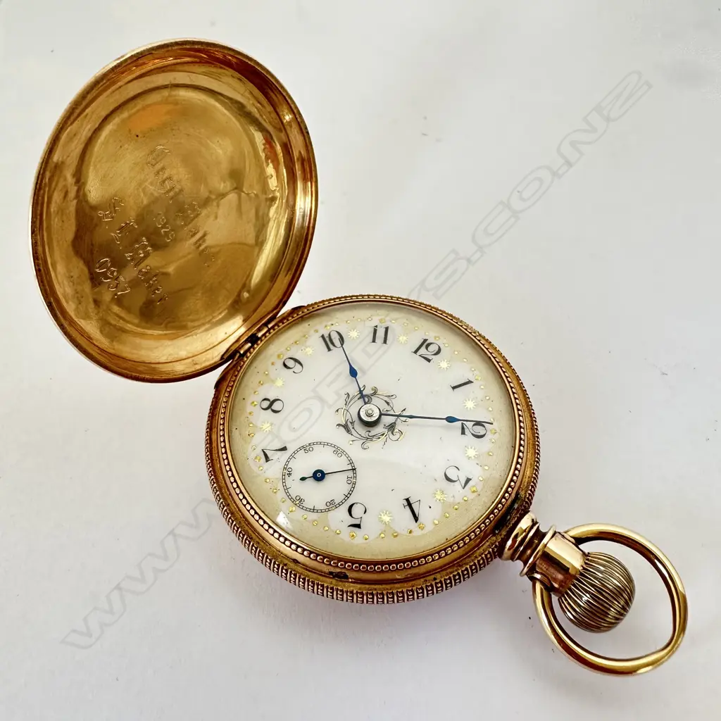 Substantial 14ct hunter pocket watch by the Elgin Watch Co., Illinois, USA Image 1++