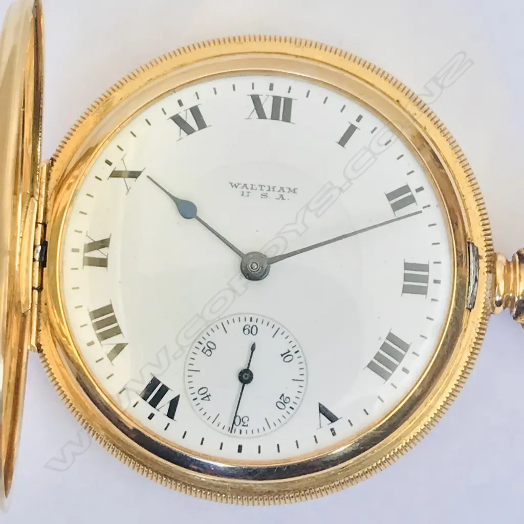 18ct gold hunter pocket watch by Waltham, c.1900, Image 1++