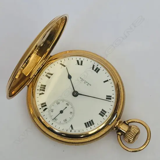 18ct gold hunter pocket watch by Waltham, c.1900,