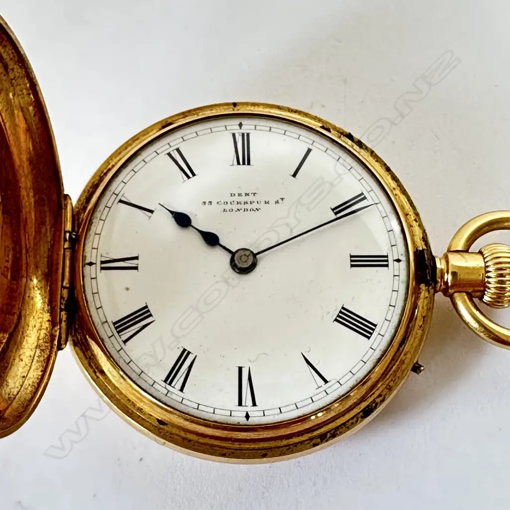 18ct gold lady’s half hunter pocket watch by Dent, Cockspur St. London, number 26333. Image 1++
