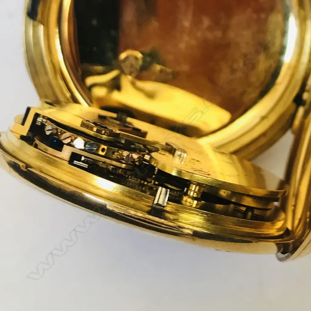 Victorian 18ct gold hunter pocket watch Barraud and Lund, Cornhill London, No.2/9485 Image 1++