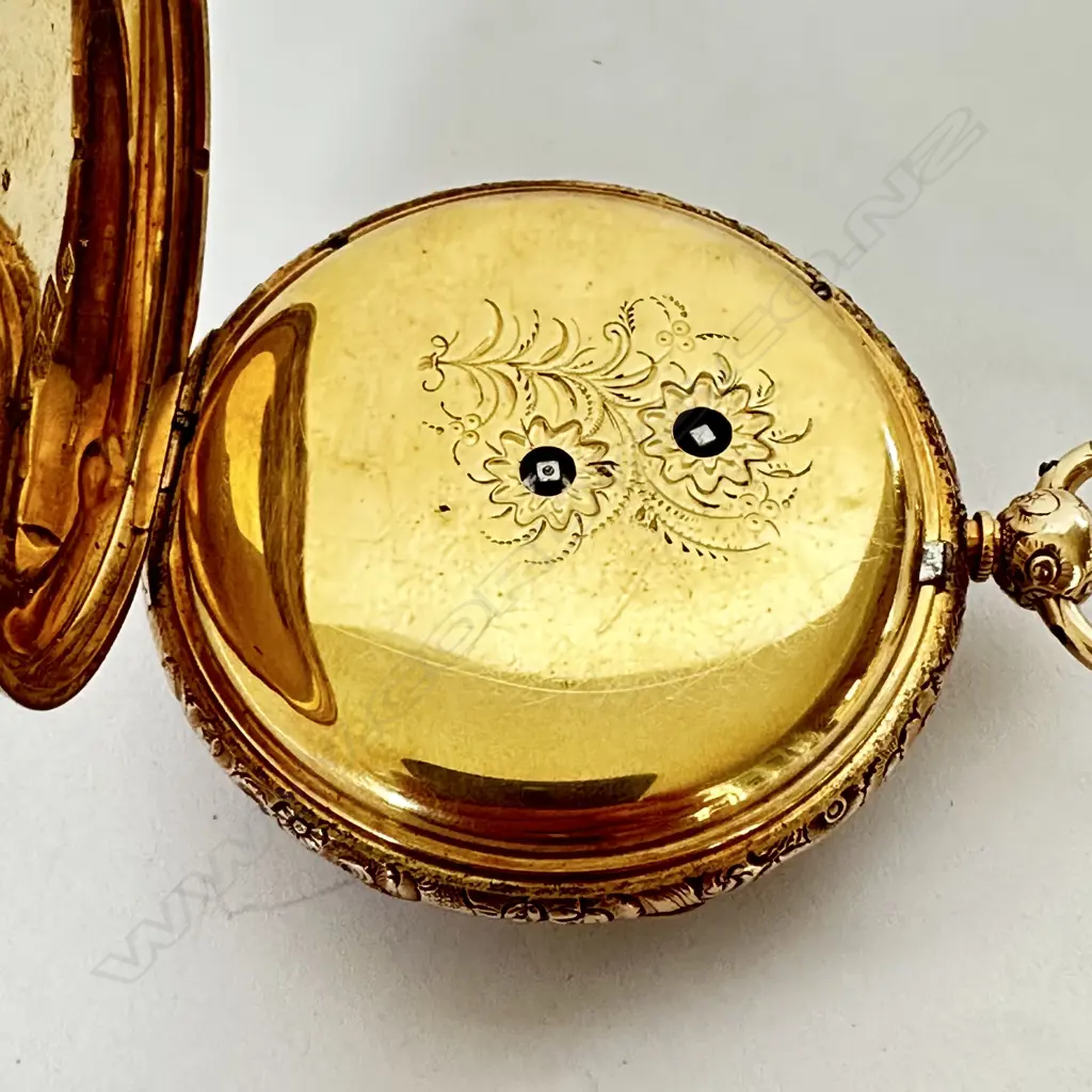 Armorial crested, 18ct gold, open face, transitional movement, pocket watch by Daniels Liverpool, number 6442 Image 1++
