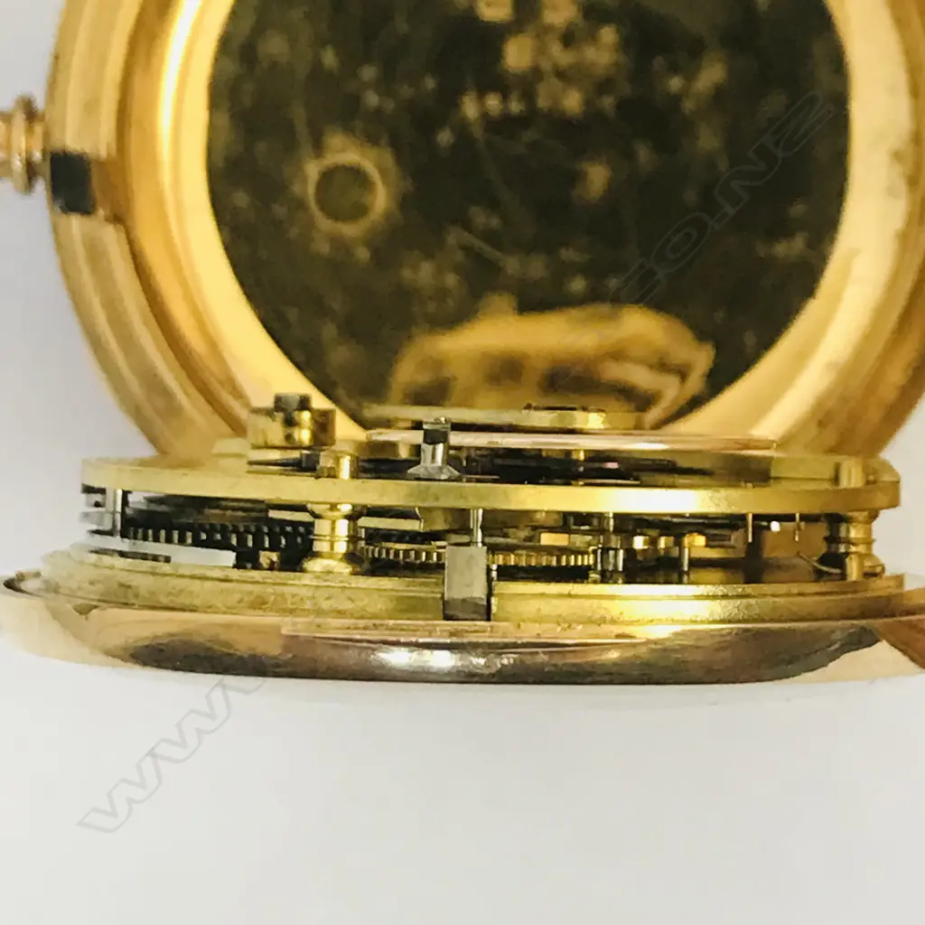 Victorian 18ct gold hunter pocket watch, by Erhardt, London, numbered 27753 Image 1++