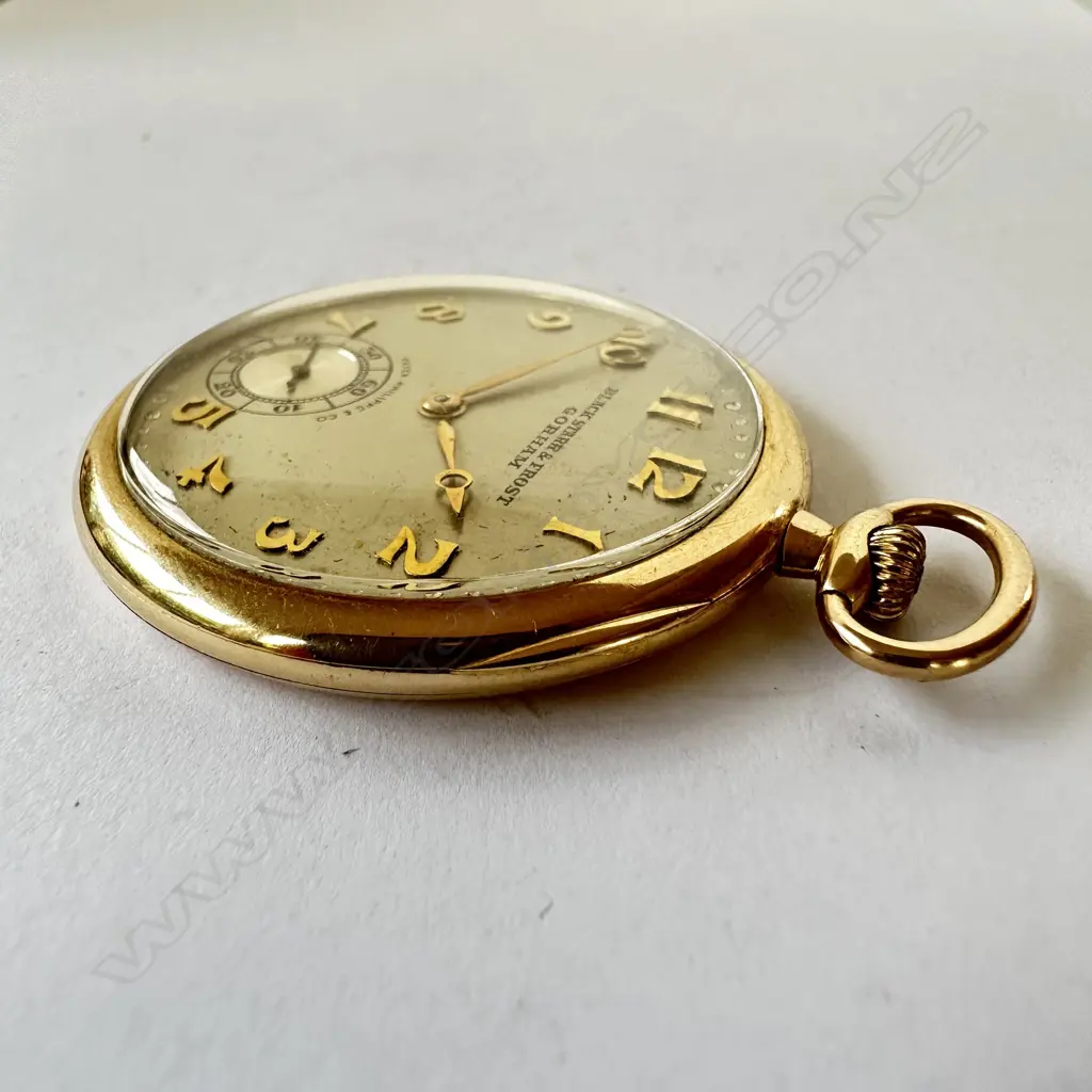 18ct Gold slim dress style Pocket Watch , with movement by Patek Philippe & Co for Black, Starr & Frost, Gorham. Number 809036. Image 1++
