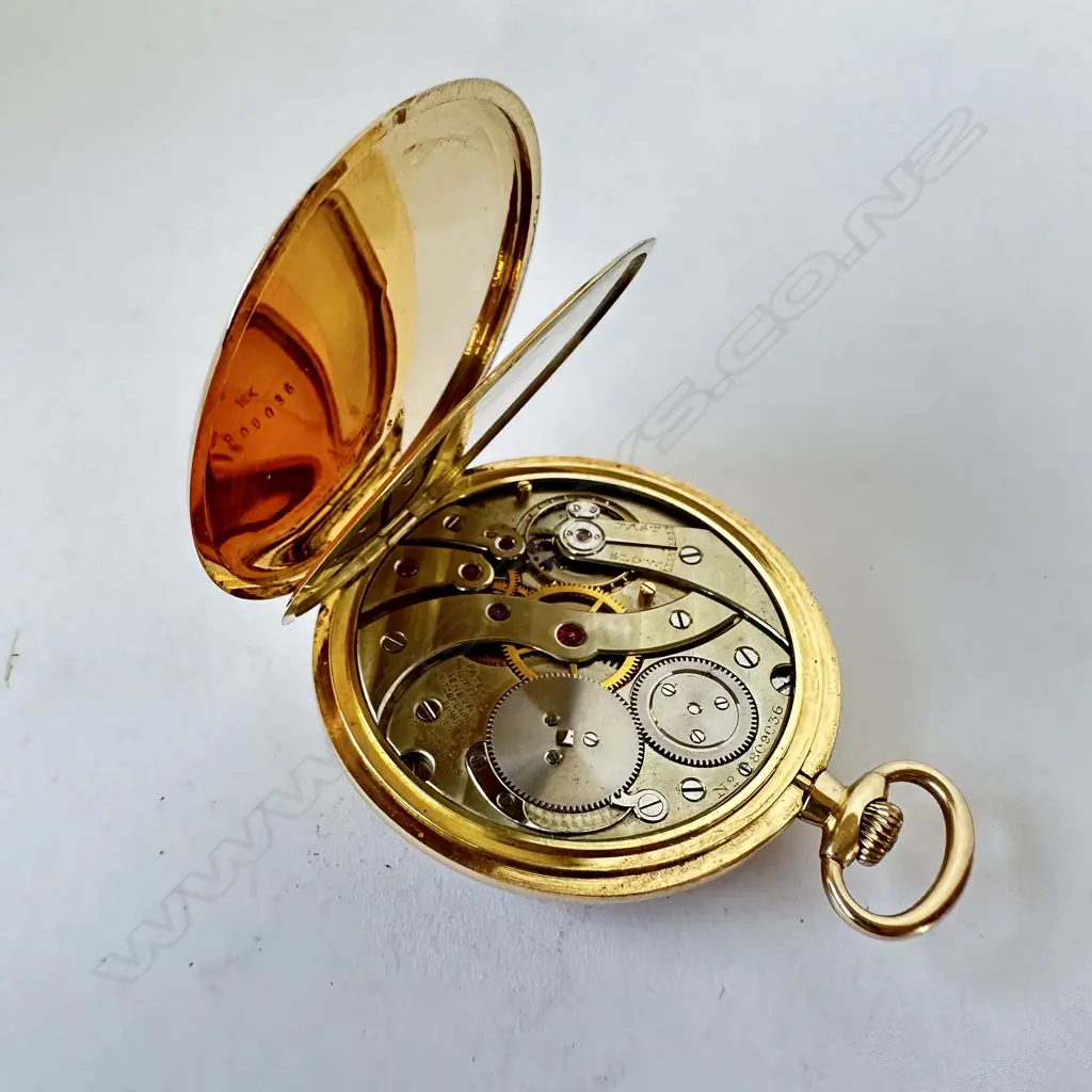 18ct Gold slim dress style Pocket Watch , with movement by Patek Philippe & Co for Black, Starr & Frost, Gorham. Number 809036. Image 1++