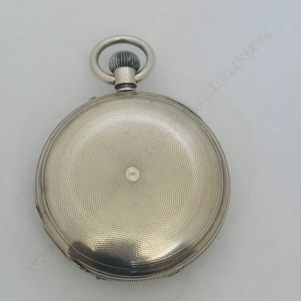 A Victorian silver deck / pocket watch in half hunter case hallmarked Chester 1879, Image 1++