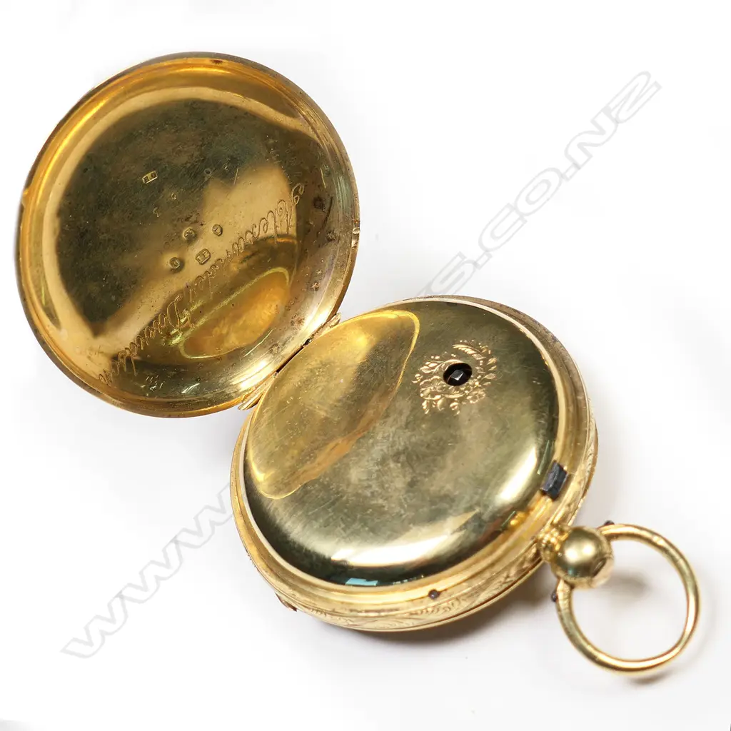 A 19thC decoratively engraved 18ct gold open face pocket watch, Image 1++