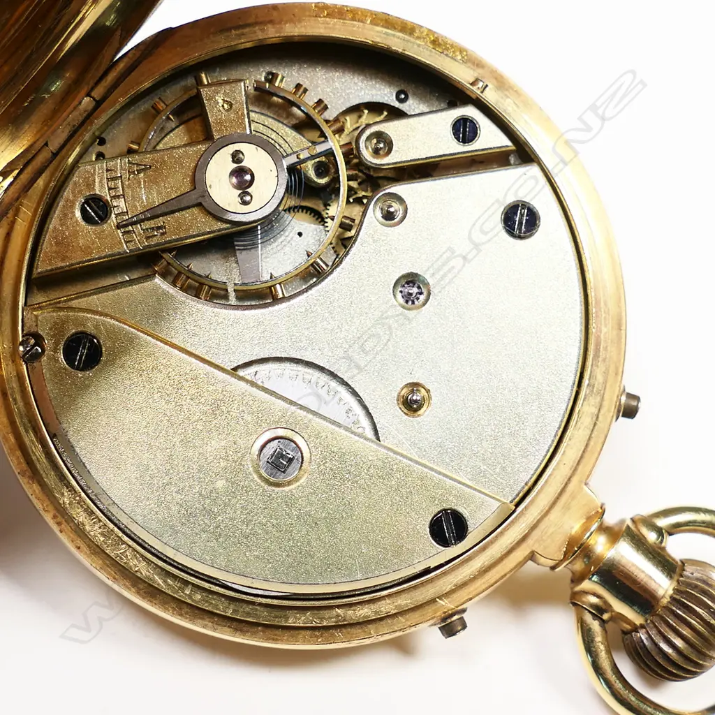 An 18ct gold Swiss open face pocket watch, Image 1++