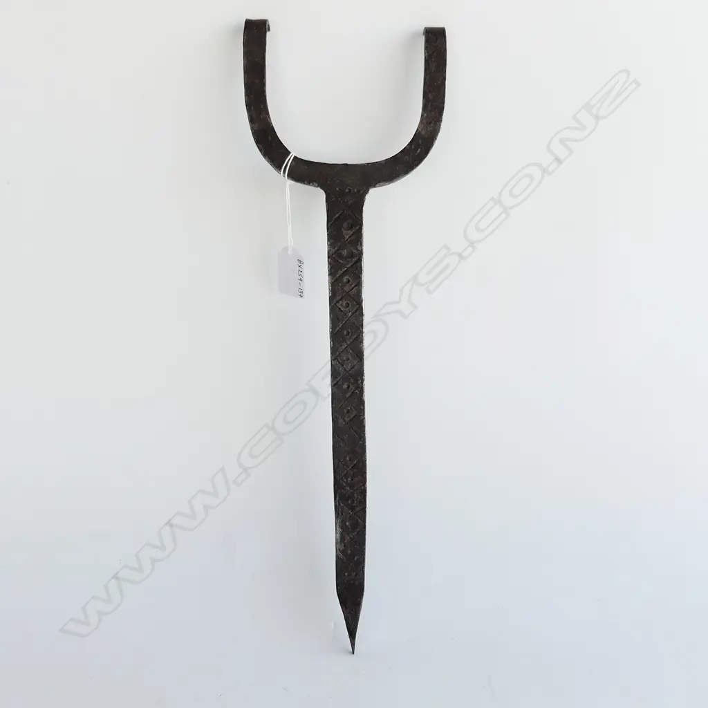 An uncommon cooper's flagging iron tool, Image 1++