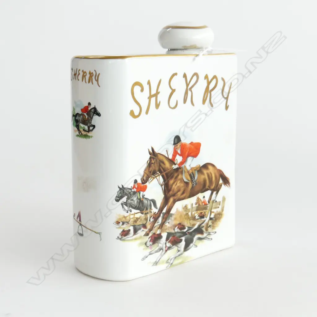 A sherry decanter, Image 1++