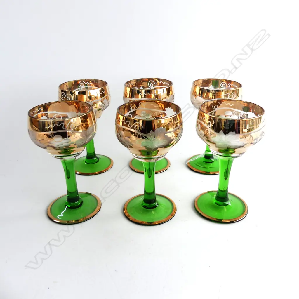 Six small Auslese wine glasses, Image 1++